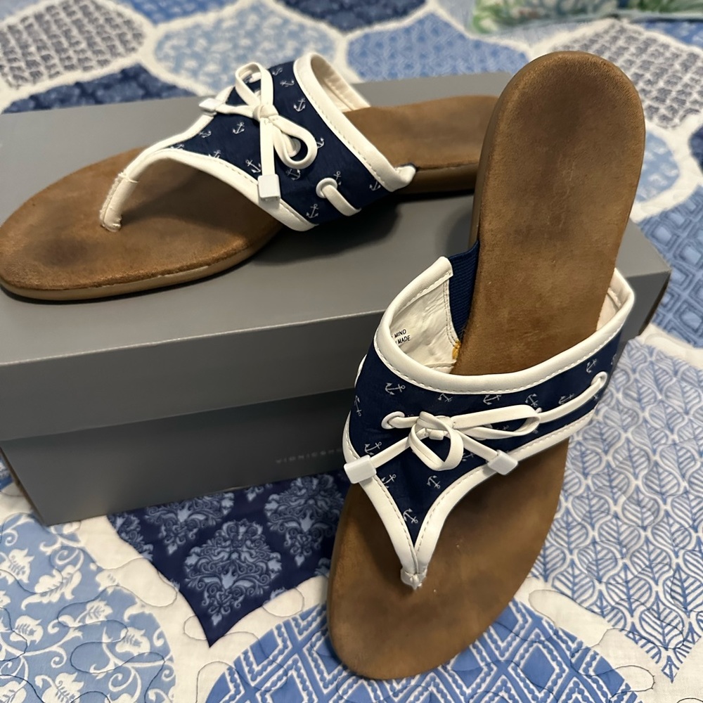 Aerosols Blue/White Size 10 Sandals